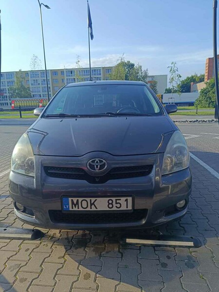 Toyota Corolla Verso 2007 г Минивэн