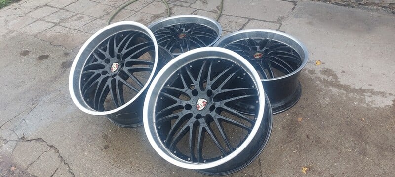 Photo 2 - Porsche Cayenne light alloy R22 rims