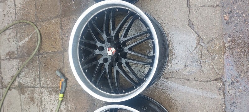 Photo 6 - Porsche Cayenne light alloy R22 rims