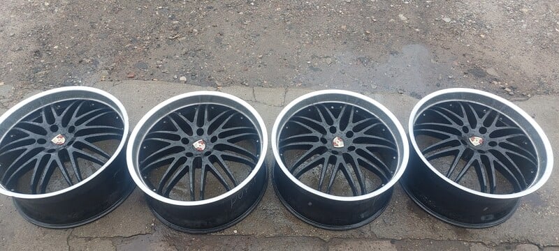 Photo 8 - Porsche Cayenne light alloy R22 rims