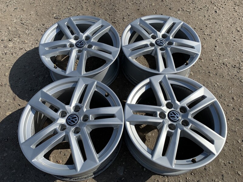 Volkswagen Siunciam, 7J ET42 light alloy R17 rims