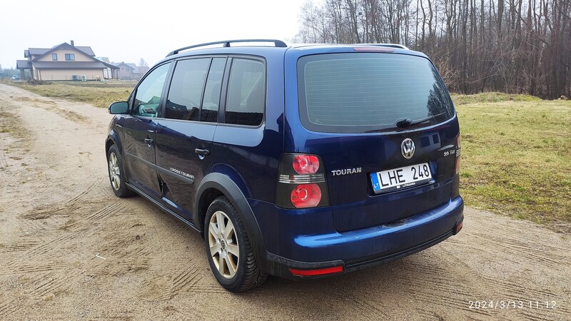 Фотография 5 - Volkswagen Cross Touran 2007 г Минивэн