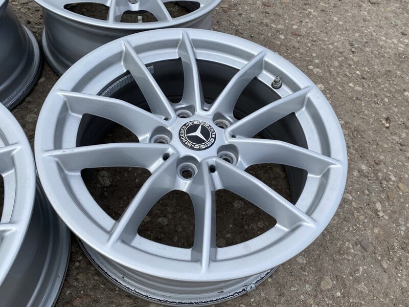 Photo 3 - Mercedes-Benz Siunciam, 6.5J ET22 light alloy R16 rims