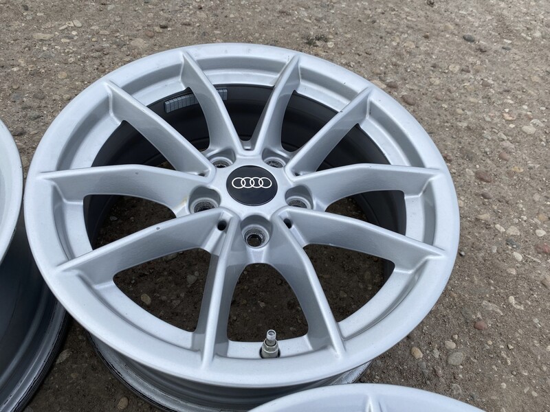 Photo 4 - Audi Siunciam, 6.5J ET22 light alloy R16 rims