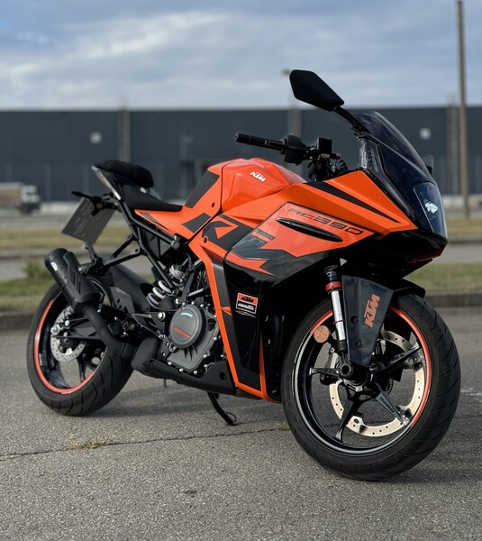 KTM RC 2023 y Sport / Superbike motorcycle