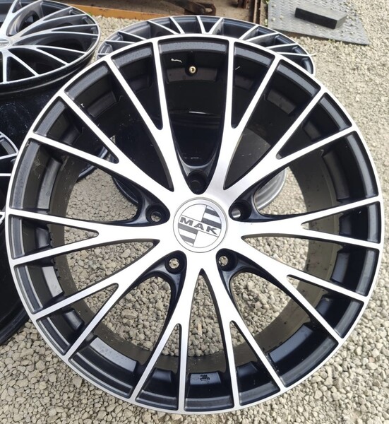 Light alloy R19 rims