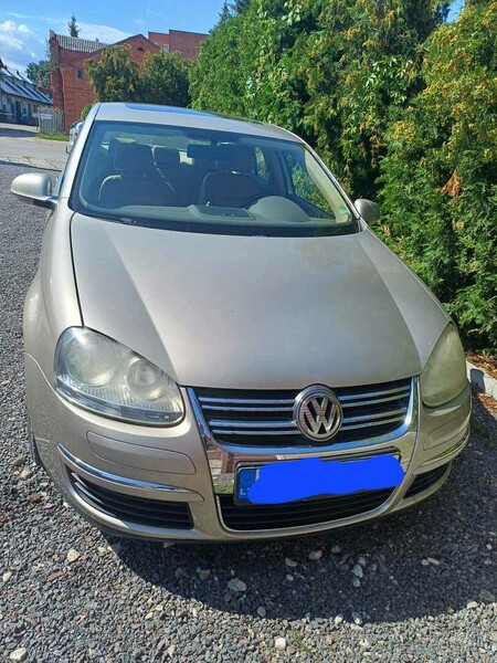 Volkswagen Jetta 2006 m dalys