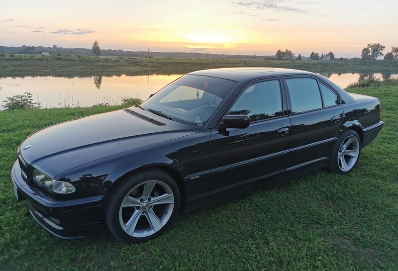 Photo 8 - Bmw 730 E38 BLACK SEMIORA 2001 y