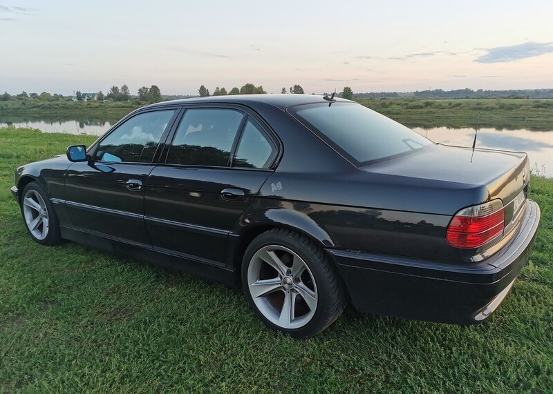 Photo 9 - Bmw 730 E38 BLACK SEMIORA 2001 y