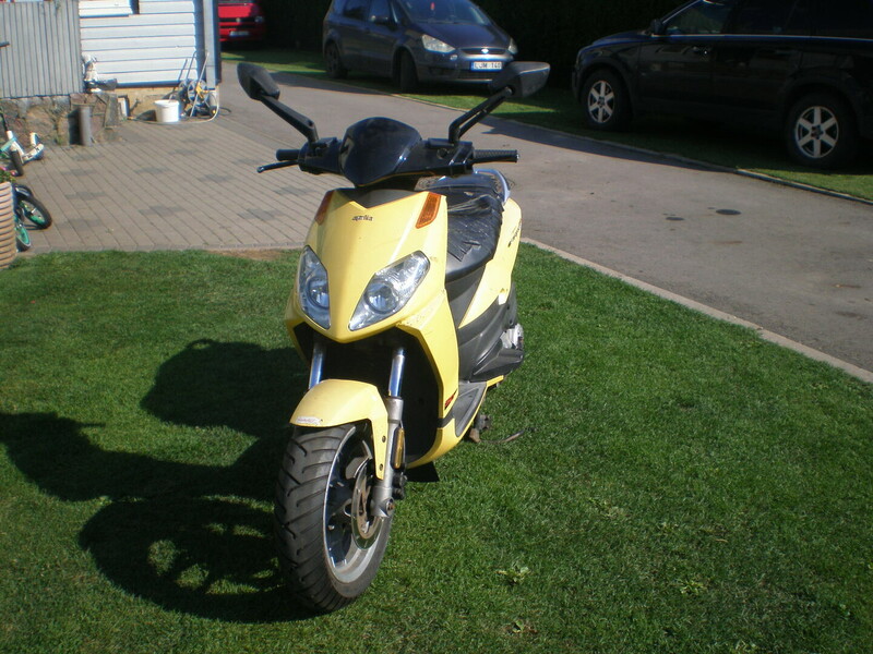 Photo 3 - Aprilia Sportcity 2008 y Scooter / moped