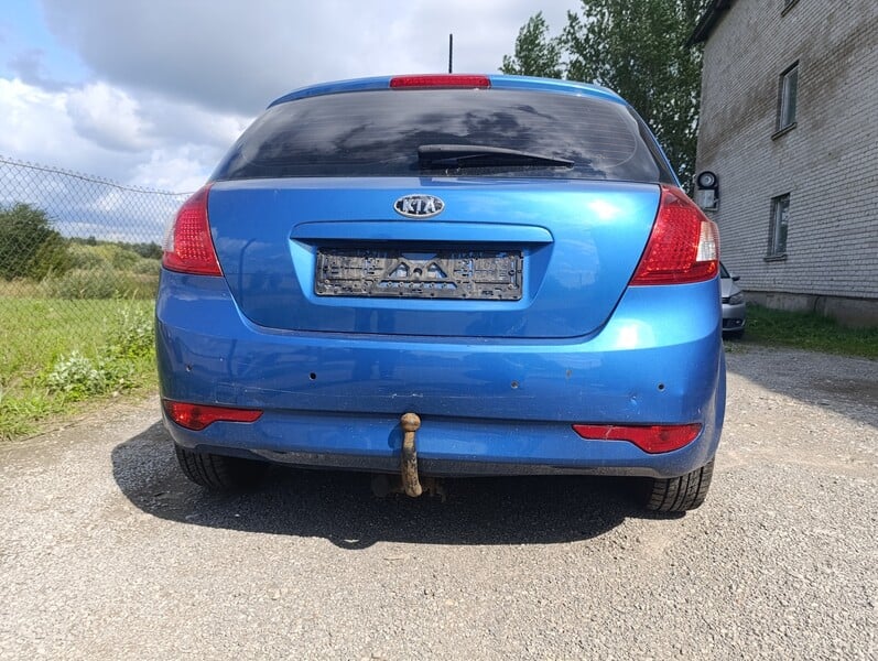 Photo 4 - Kia Cee'd 2009 y parts