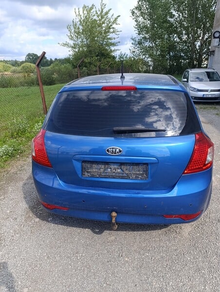 Photo 8 - Kia Cee'd 2009 y parts