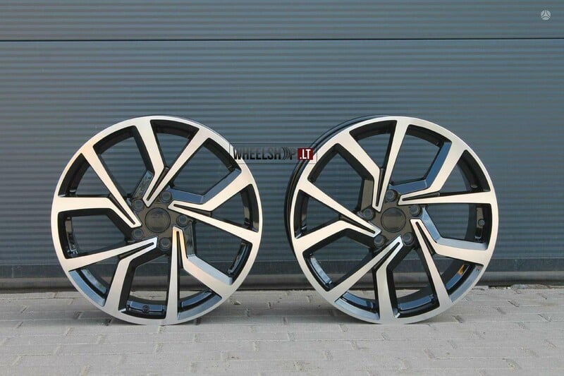 Photo 3 - Volkswagen Clubsport EU-B1154 Style light alloy R15 rims