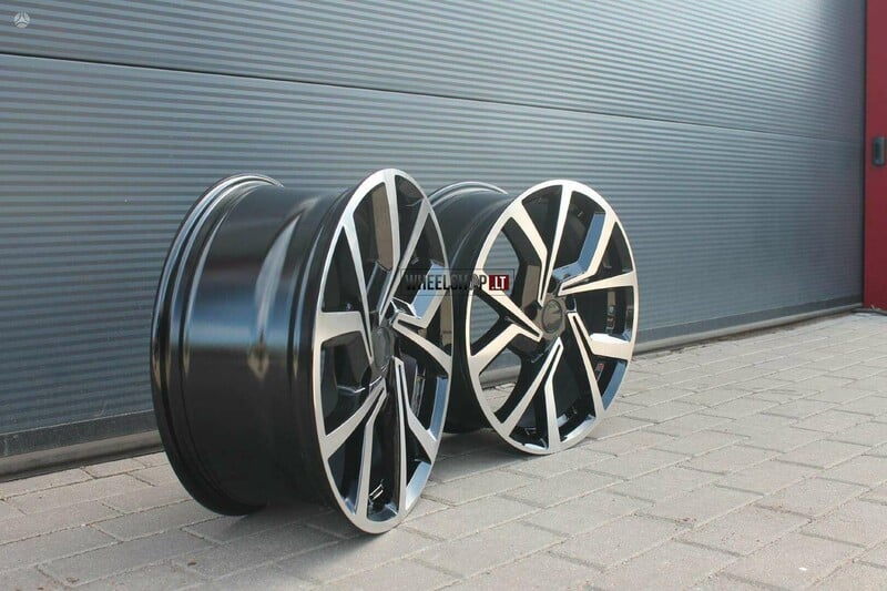 Photo 6 - Volkswagen Clubsport EU-B1154 Style light alloy R15 rims