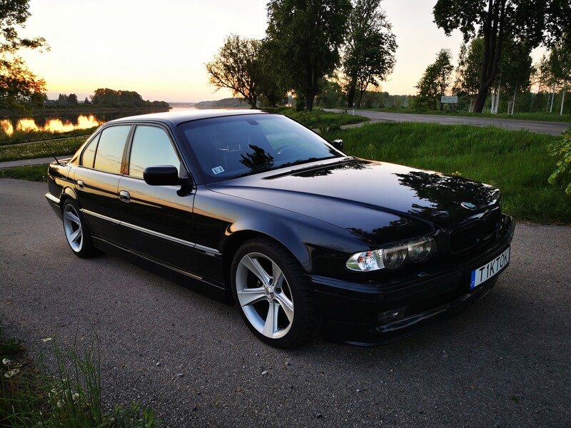 Photo 26 - Bmw 730 E38 BLACK SEMIORA 2001 y