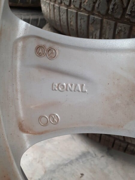 Photo 7 - Ronal GLC 300 light alloy R18 rims