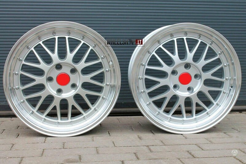 Photo 2 - Voxx LM EU-A1025 Style light alloy R17 rims