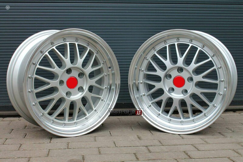 Photo 4 - Voxx LM EU-A1025 Style light alloy R17 rims