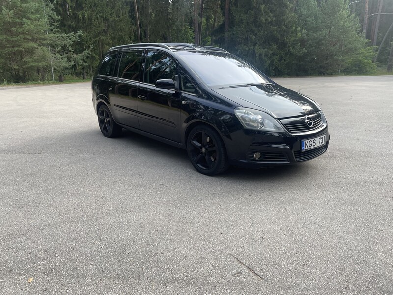 Opel Zafira B CDTI Cosmo aut 2007 y