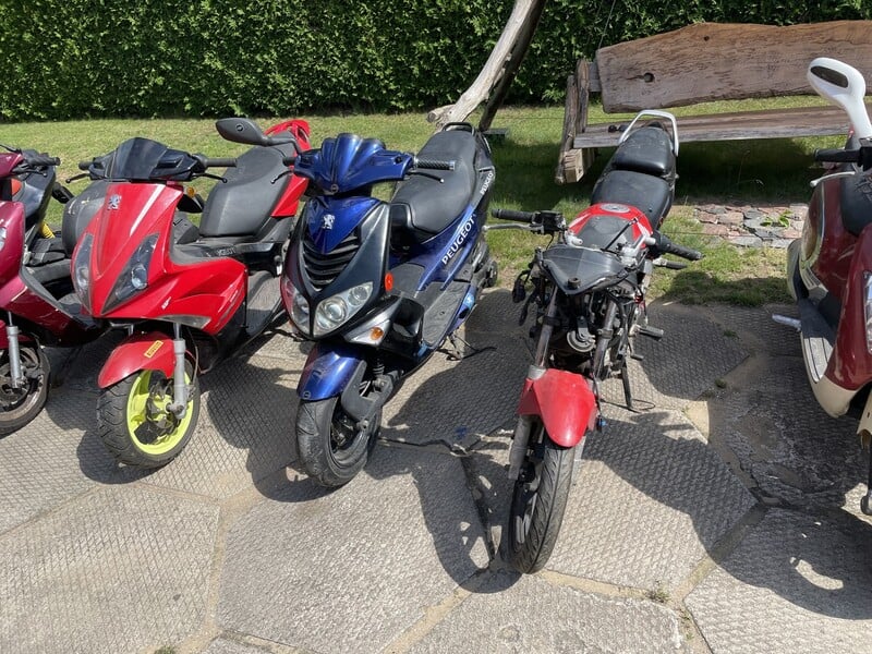 Photo 10 - Aprilia SR 2000 y Scooter / moped