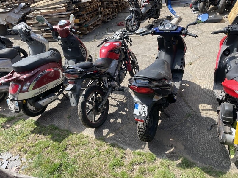 Photo 15 - Aprilia SR 2000 y Scooter / moped