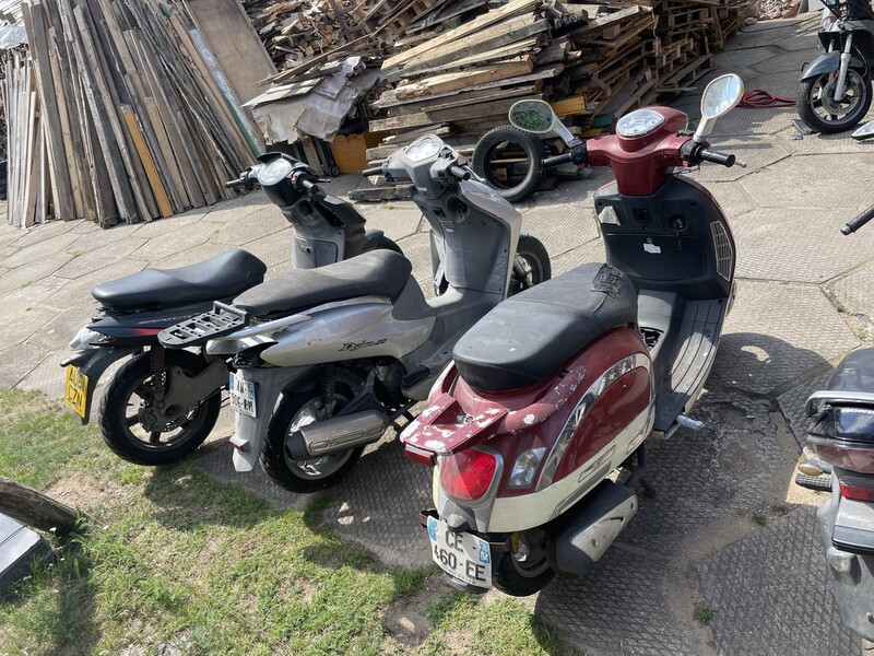 Photo 17 - Aprilia SR 2000 y Scooter / moped