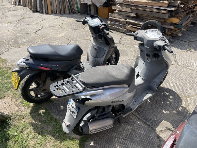 Photo 18 - Aprilia SR 2000 y Scooter / moped