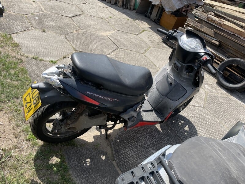 Photo 19 - Aprilia SR 2000 y Scooter / moped