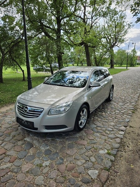 Фотография 3 - Opel Insignia 2010 г Универсал