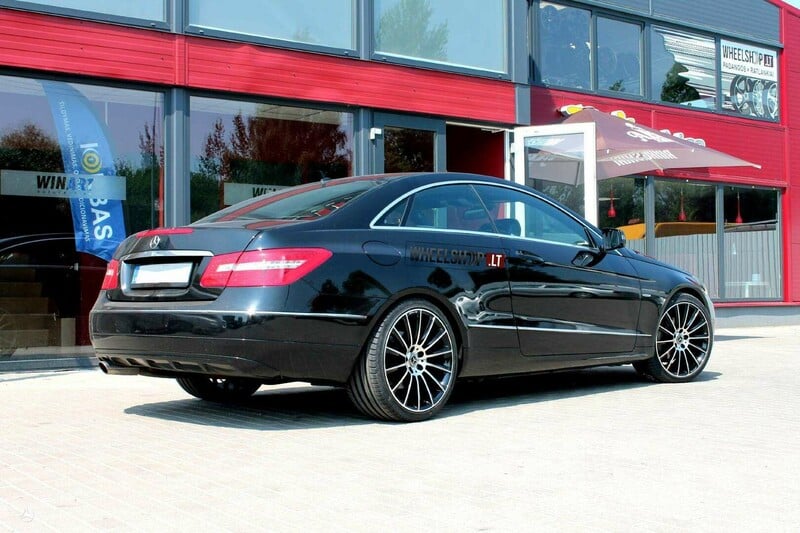 Фотография 11 - Mercedes-Benz AMG EU-B1048 Black Polis литые R20 диски