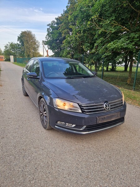 Volkswagen Passat B7 2011 г запчясти