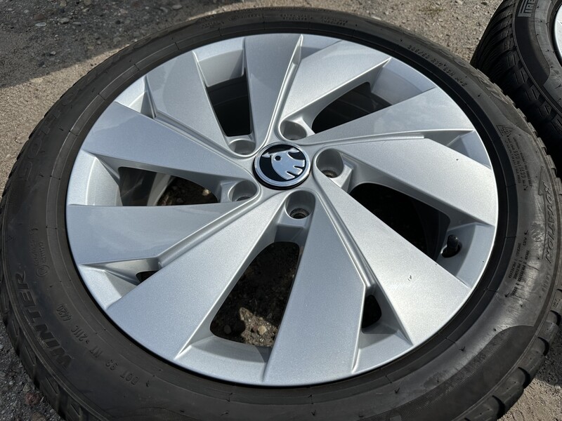 Photo 5 - Skoda Siunciam, 6.5J ET46 light alloy R17 rims