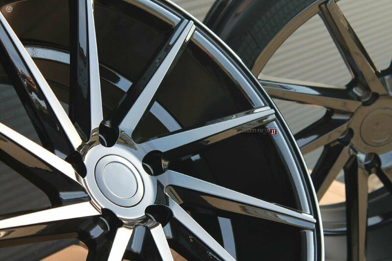 Photo 7 - Voxx EU-B1059 Gloss Black light alloy R18 rims