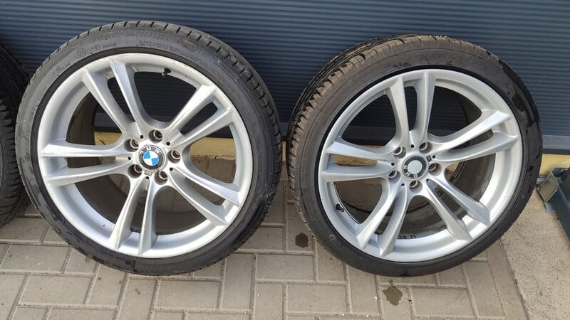 Photo 3 - Light alloy R20 rims