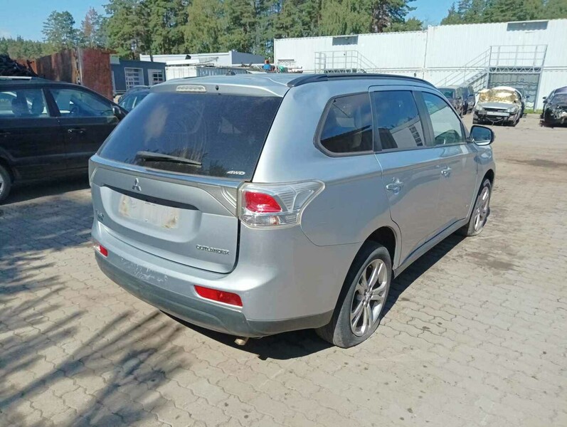 Nuotrauka 7 - Mitsubishi Outlander 2013 m dalys