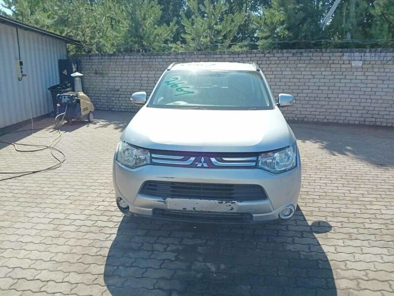 Nuotrauka 2 - Mitsubishi Outlander 2013 m dalys