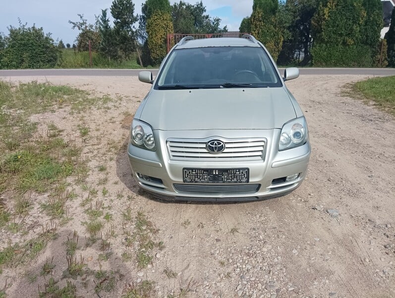 Toyota Avensis 2006 m dalys