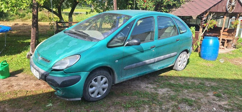 Citroen Xsara Picasso 2001 г Хэтчбек