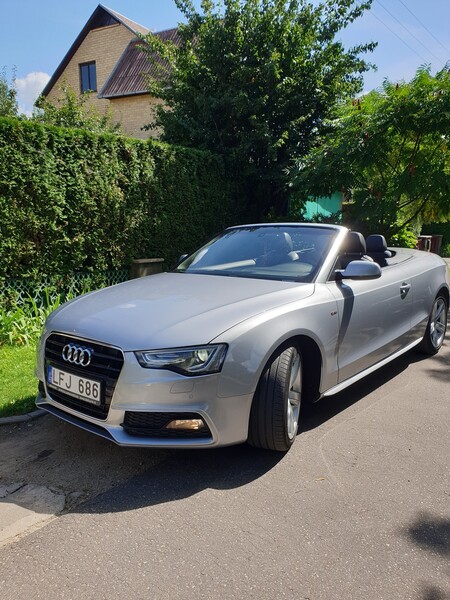 Audi A5 2015 m Kabrioletas