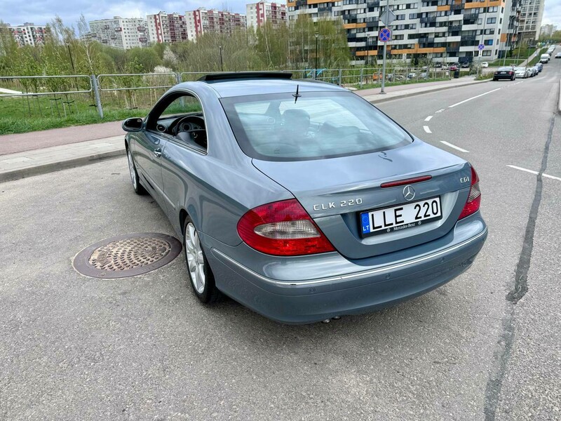 Photo 5 - Mercedes-Benz CLK 220 2007 y Coupe