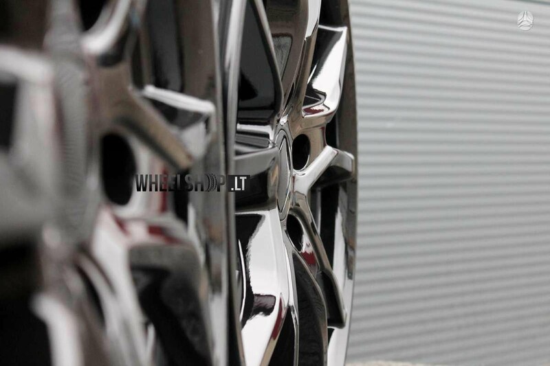 Photo 6 - Honda Type R EU-B1418 Style Gloss light alloy R18 rims