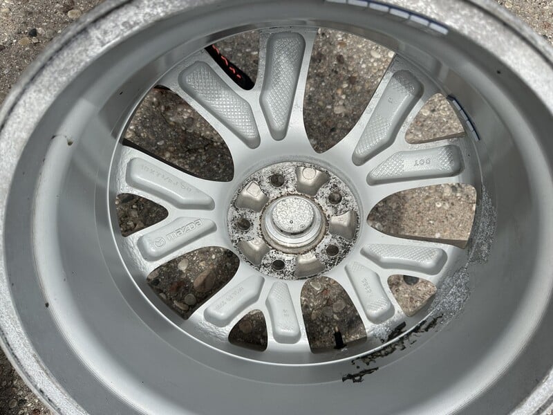 Photo 7 - KIA Siunciam, 7.5J ET50 light alloy R18 rims