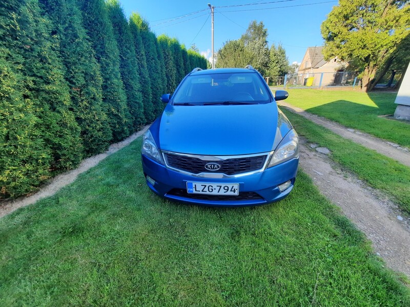 Photo 3 - Kia Cee'd crdi Comfort 2011 y