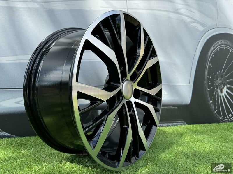 Photo 7 - Autowheels VW Sandiego Style Golf, Passat light alloy R19 rims