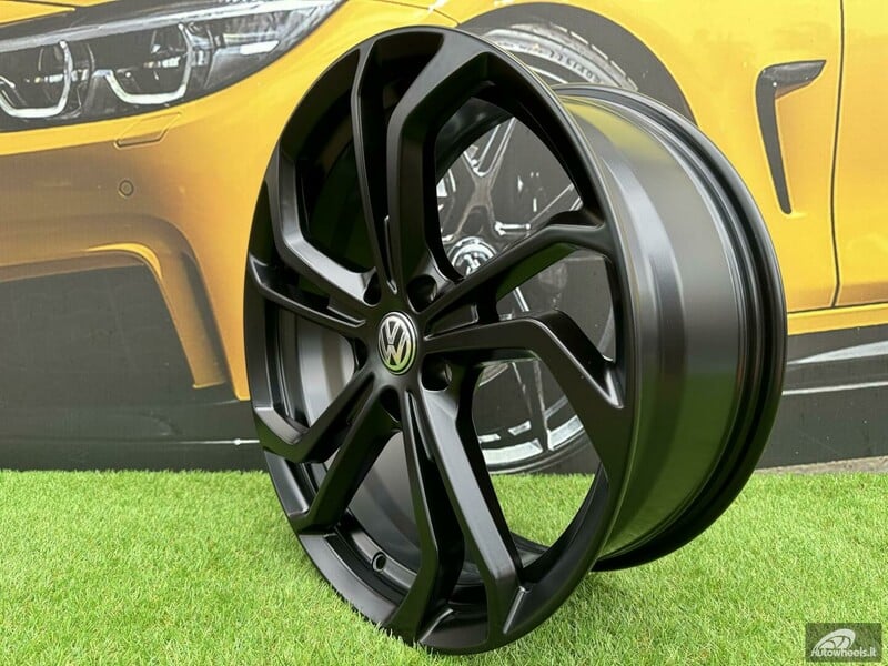 Photo 3 - Autowheels VW Reifnitz Style Golf, Passat light alloy R18 rims