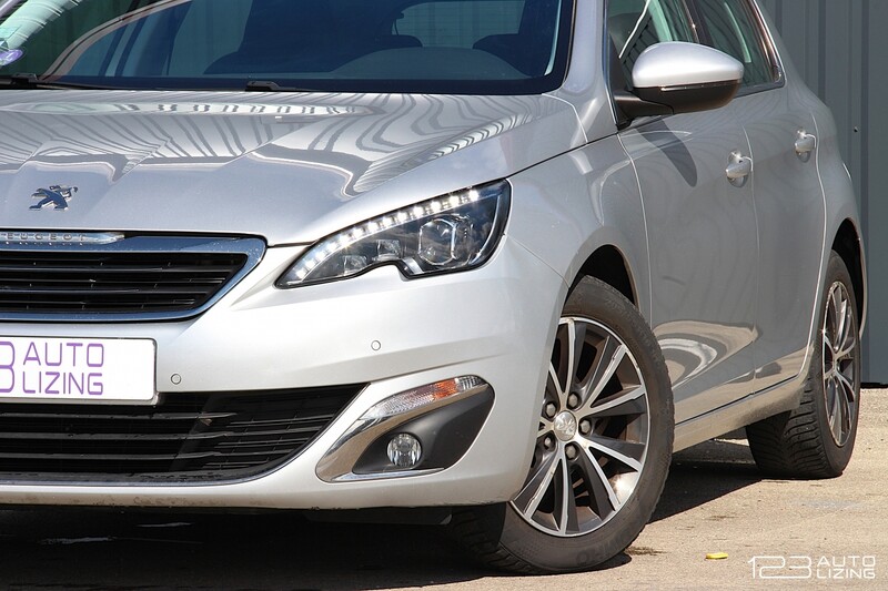 Photo 3 - Peugeot 308 2016 y Hatchback