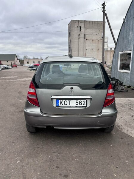 Photo 5 - Mercedes-Benz A 170 2005 y parts