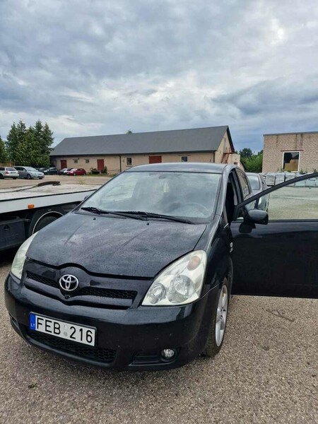 Toyota Corolla Verso 2005 m dalys