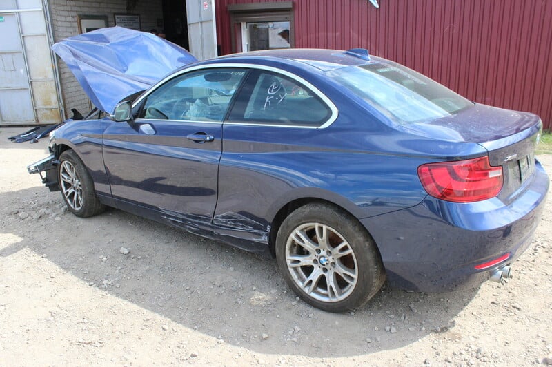 Photo 2 - Bmw 228 2015 y parts