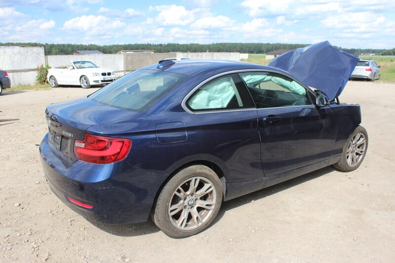 Photo 4 - Bmw 228 2015 y parts